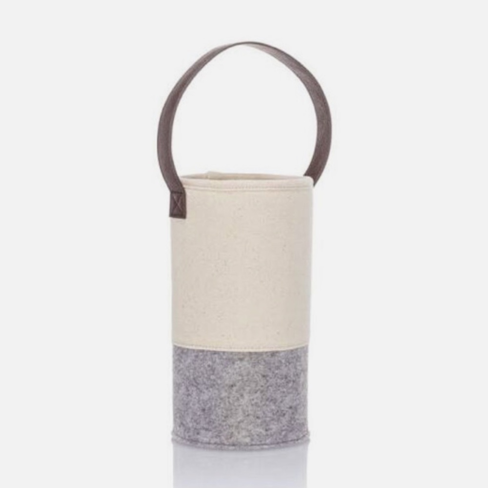 Thirty-One - Felt Wine And Gift Bag Natural With Brushed Whisper Grey